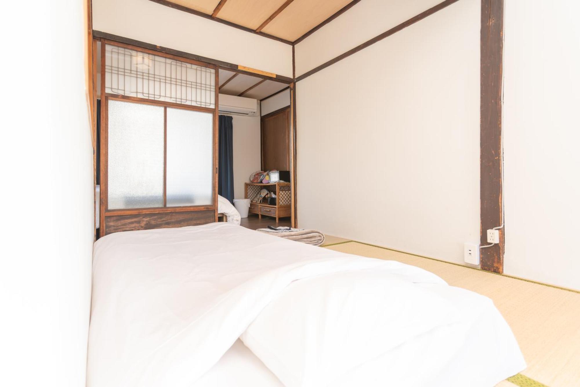 Guesthouse Oneworld Shijo四条京町屋 Kyoto Eksteriør bilde
